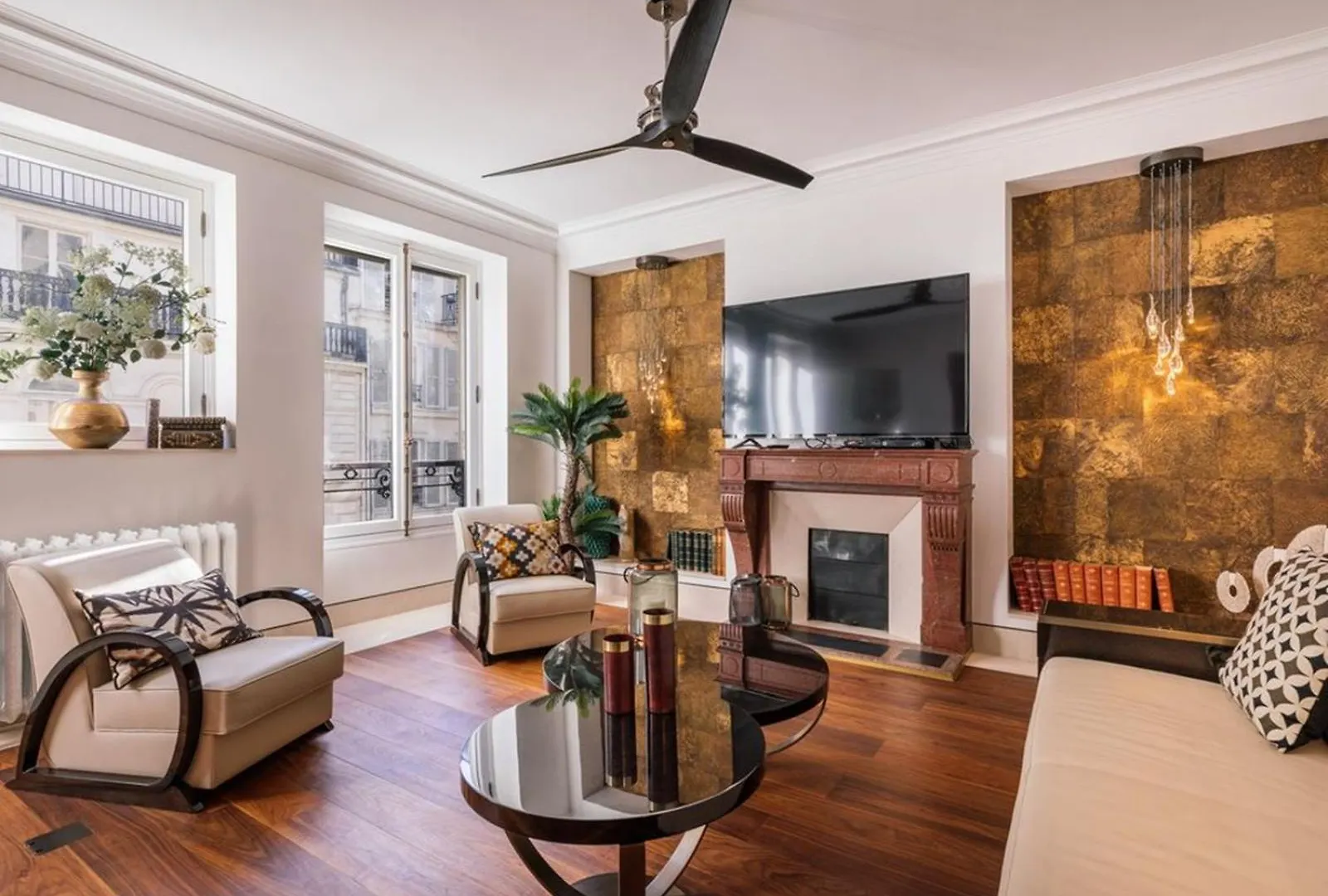 Bright & Modern 4-Bedroom Apartment In The Heart Of Берлин